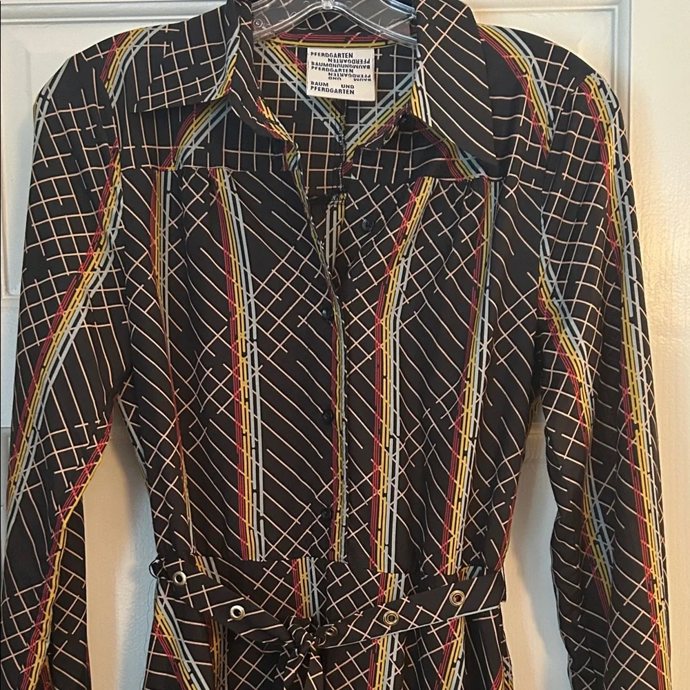Geometric Patterned Dress - Picture 3 of 6